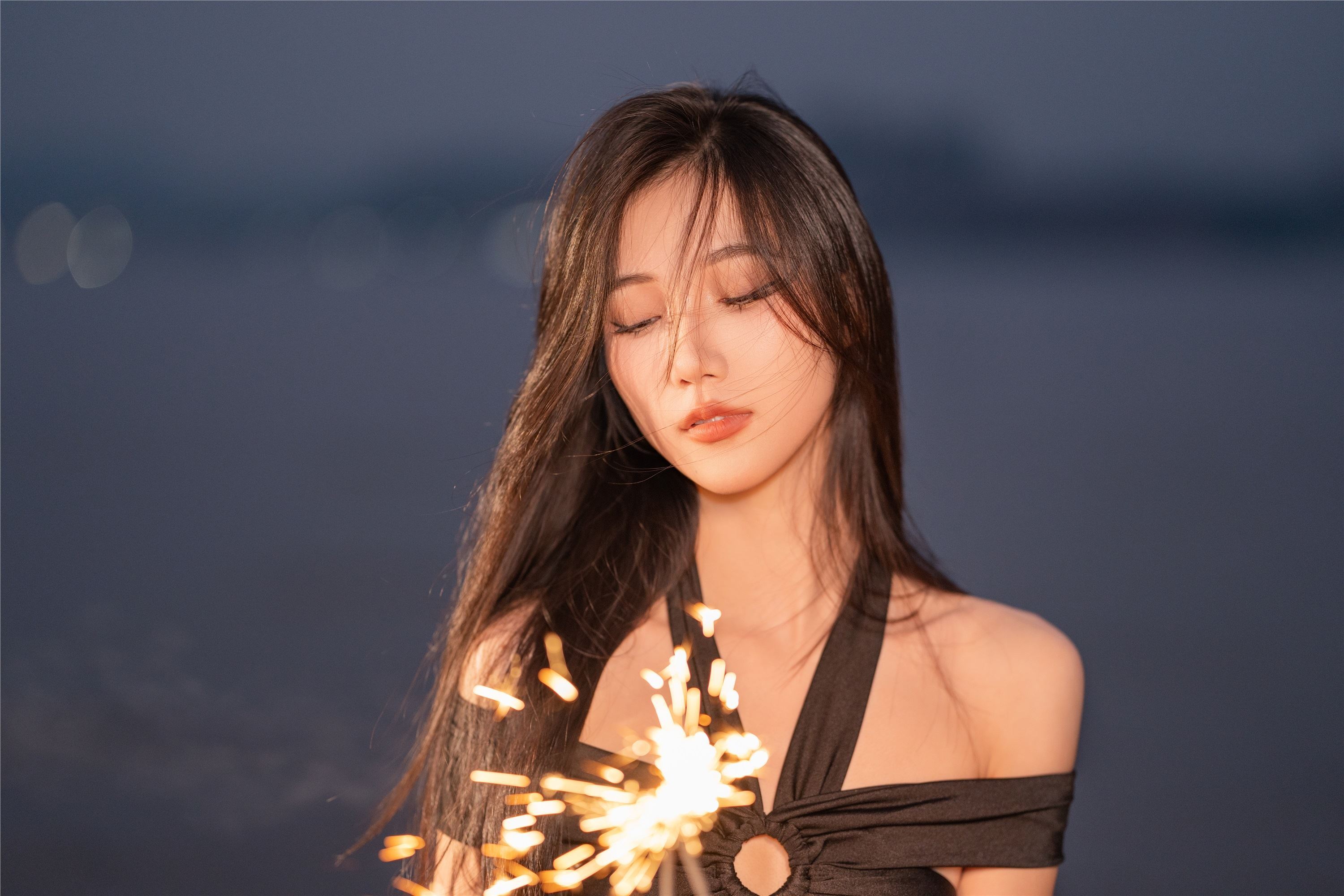 YITUYU艺图语 2025.01.06 夜幕下的海边少女 o1ne万